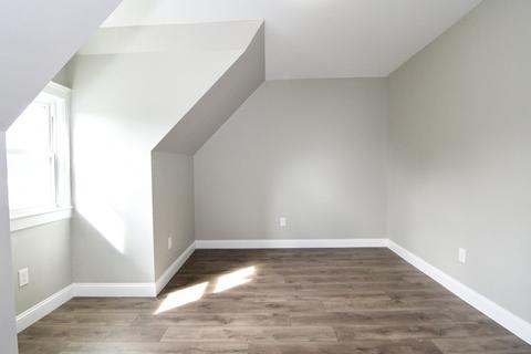52 Mulberry St, Springfield, MA 01105 photo 38