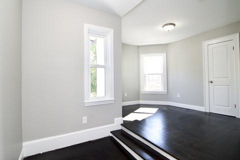 52 Mulberry St, Springfield, MA 01105 photo 12