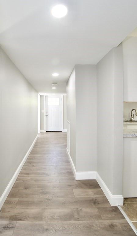 52 Mulberry St, Springfield, MA 01105 photo 6