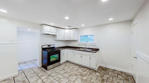 84 Edgewood St, Springfield, MA 01109 photo 7