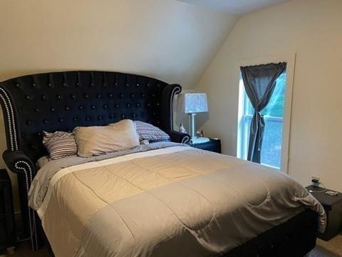 82 Marion St, Springfield, MA 01109 photo 6