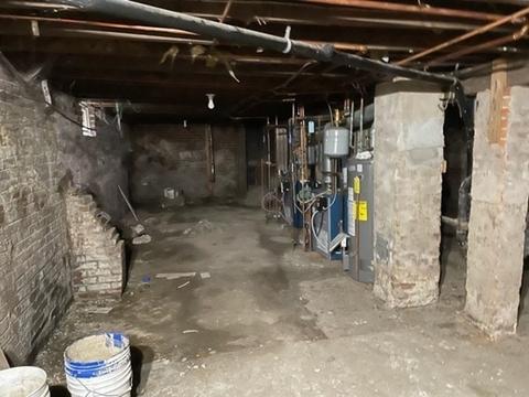 82 Marion St, Springfield, MA 01109 photo 2