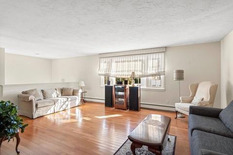 20 Winslow Rd, Needham, MA 02492 photo 11