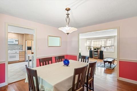 20 Winslow Rd, Needham, MA 02492 photo 6
