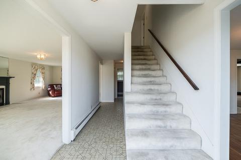 7 Ocean View Dr, Gloucester, MA 01930 photo 6