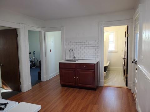147 Colton St, Springfield, MA 01109 photo 13