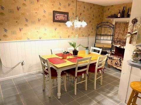 46 Dudley St, Wilbraham, MA 01095 photo 6