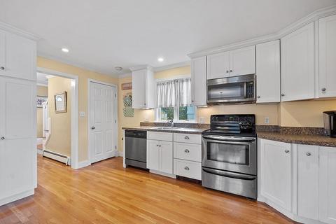 39 Waltham St, Maynard, MA 01754 photo 6