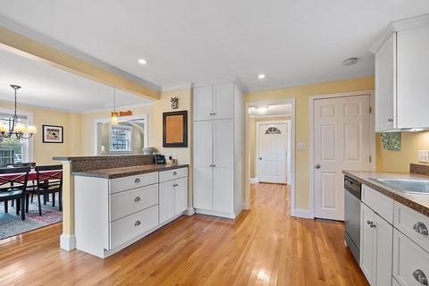 39 Waltham St, Maynard, MA 01754 photo 7