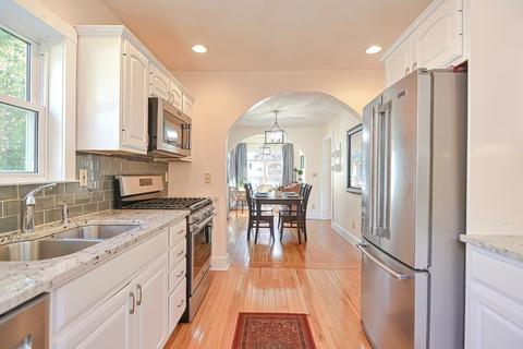 9 Maple Ave, Wakefield, MA 01880 photo 12