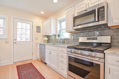 9 Maple Ave, Wakefield, MA 01880 photo 10