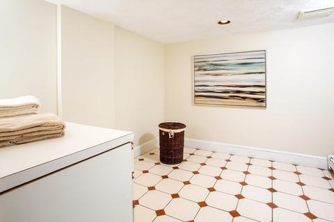 122 Clark Rd, Brookline, MA 02445 photo 34