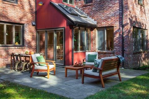 122 Clark Rd, Brookline, MA 02445 photo 37