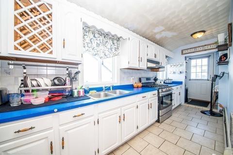 104 Oak St, Fall River, MA 02720 photo 26