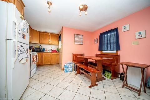 104 Oak St, Fall River, MA 02720 photo 6