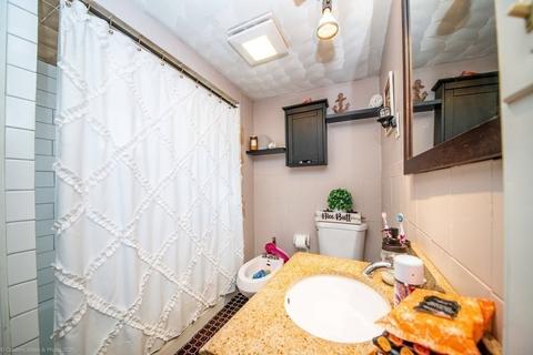 104 Oak St, Fall River, MA 02720 photo 29