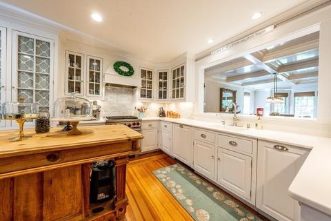 454 Main St, Barnstable, MA 02632 photo 11