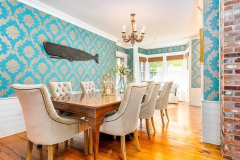 454 Main St, Barnstable, MA 02632 photo 9