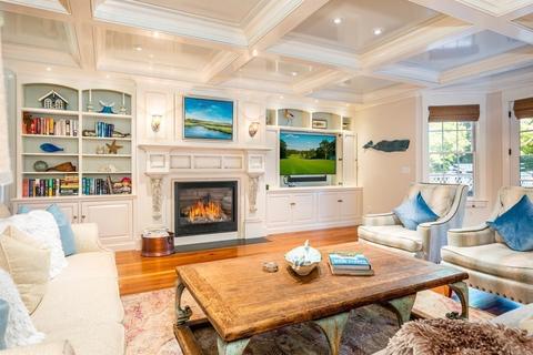 454 Main St, Barnstable, MA 02632 photo 3