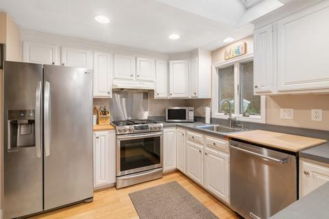 13 Wompatuck Rd, Hingham, MA 02043 photo 9