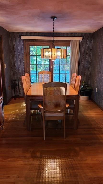 2 Everett St, Wakefield, MA 01880 photo 2
