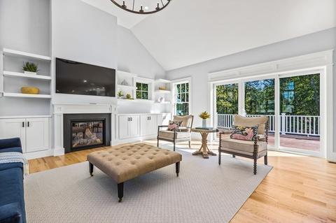 14 Williams St, Hingham, MA 02043 photo 12