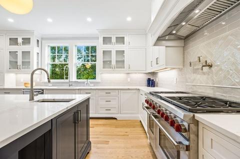 14 Williams St, Hingham, MA 02043 photo 5