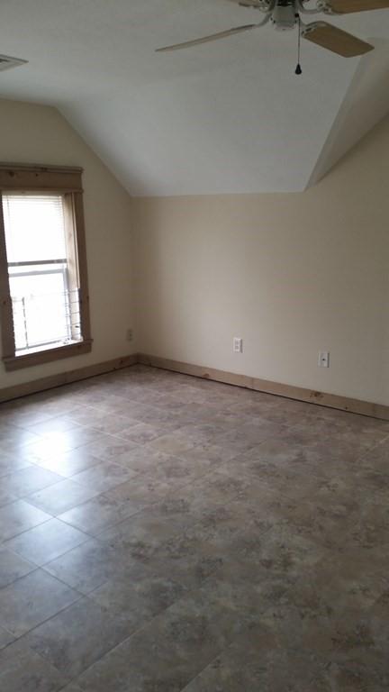 485 White St, Springfield, MA 01108 photo 23