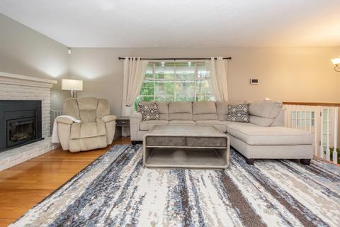25 Colonial Rd, Sutton, MA 01590 photo 5