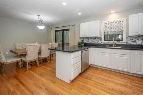 25 Colonial Rd, Sutton, MA 01590 photo 10