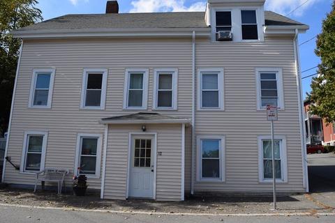 12 Summer St, Gloucester, MA 01930 photo 1