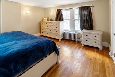 327 Commonwealth Ave, Springfield, MA 01108 photo 21