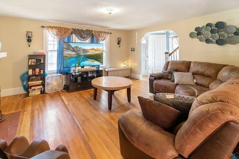 327 Commonwealth Ave, Springfield, MA 01108 photo 11