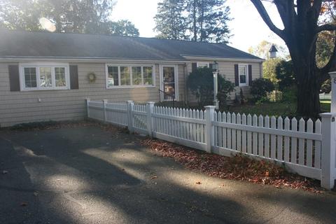 8 Benjamin Dr, Attleboro, MA 02703 photo 1
