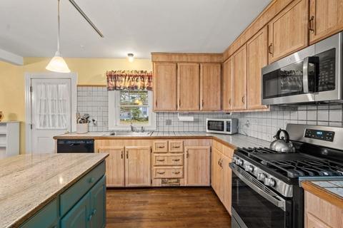 2 High St, Franklin, MA 02038 photo 12