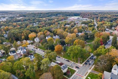 2 High St, Franklin, MA 02038 photo 4