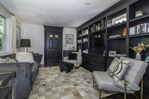 147 Walnut St, Wellesley, MA 02481 photo 7