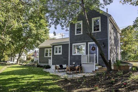 147 Walnut St, Wellesley, MA 02481 photo 1