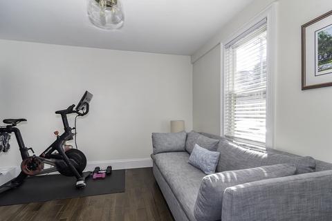 147 Walnut St, Wellesley, MA 02481 photo 14