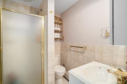 4 Robert St, Walpole, MA 02081 photo 15