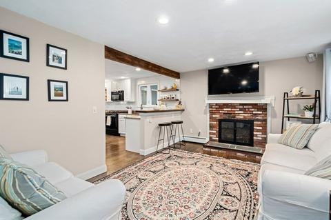 4 Robert St, Walpole, MA 02081 photo 7