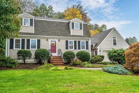 4 Robert St, Walpole, MA 02081 photo 1