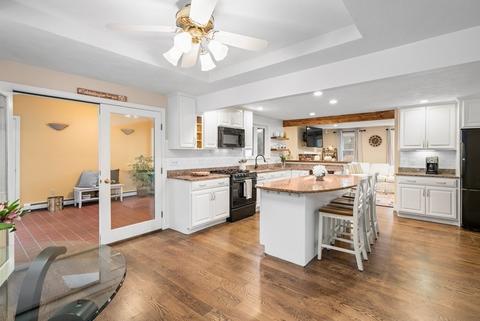 4 Robert St, Walpole, MA 02081 photo 5