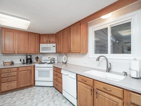 88 Flagg St, Worcester, MA 01602 photo 24
