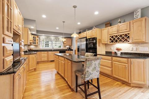 14 Risley Rd, Winchester, MA 01890 photo 9