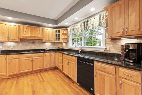14 Risley Rd, Winchester, MA 01890 photo 11