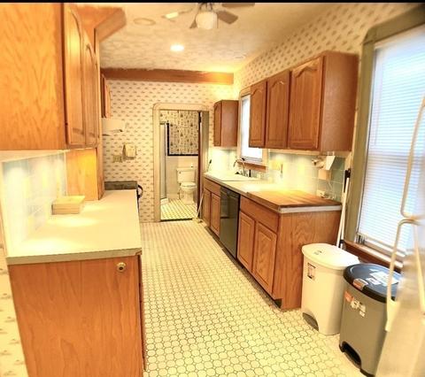 491 Birch St, Fall River, MA 02724 photo 19