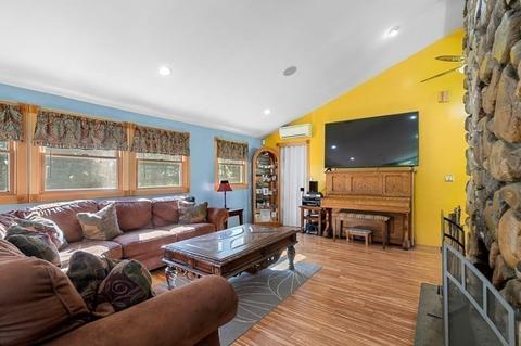 9 Putnam Ln, Danvers, MA 01923 photo 12