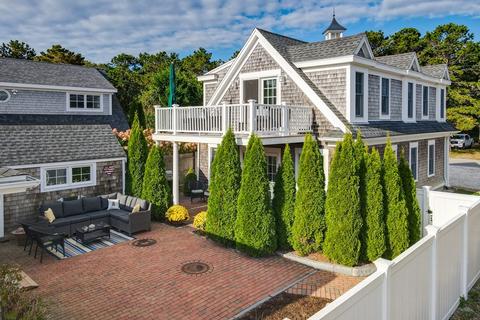 370 Monomoscoy Rd, Mashpee, MA 02649 photo 9