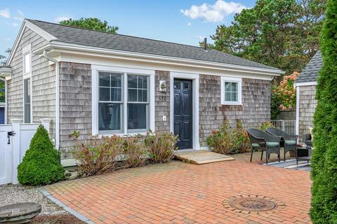 370 Monomoscoy Rd, Mashpee, MA 02649 photo 8